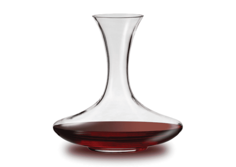 decanting wine in a red wine decanter for exploring drinks