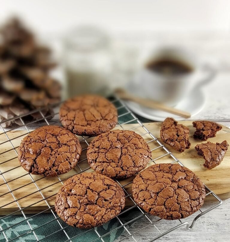 Heart-healthy Chocolate Rye and Spice Cookies using ancient grains for a nutrient-dense Mediterranean dessert.