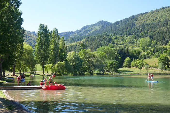 wild swimming in lac-de-belcaire, France