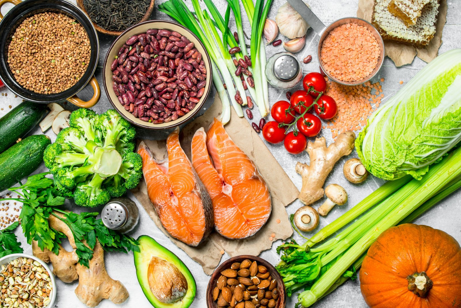 superfoods on a rustic background for Maison bonhomie